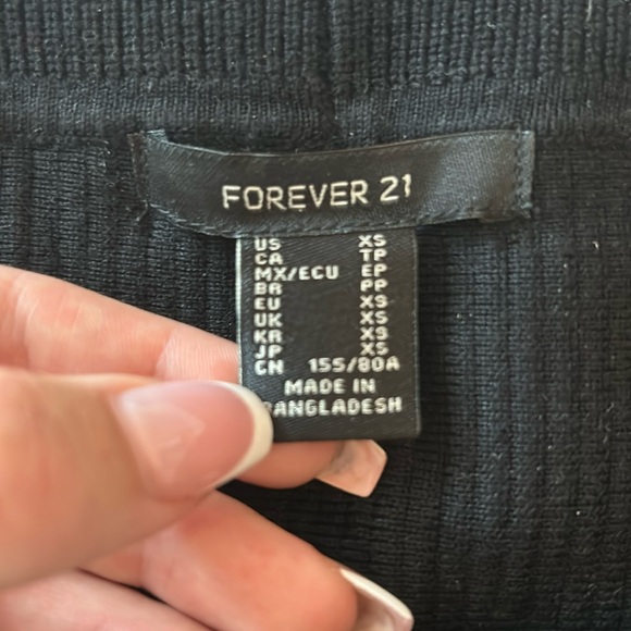 Ribbed forever 21 off the shoulder top - Picture 2 of 2